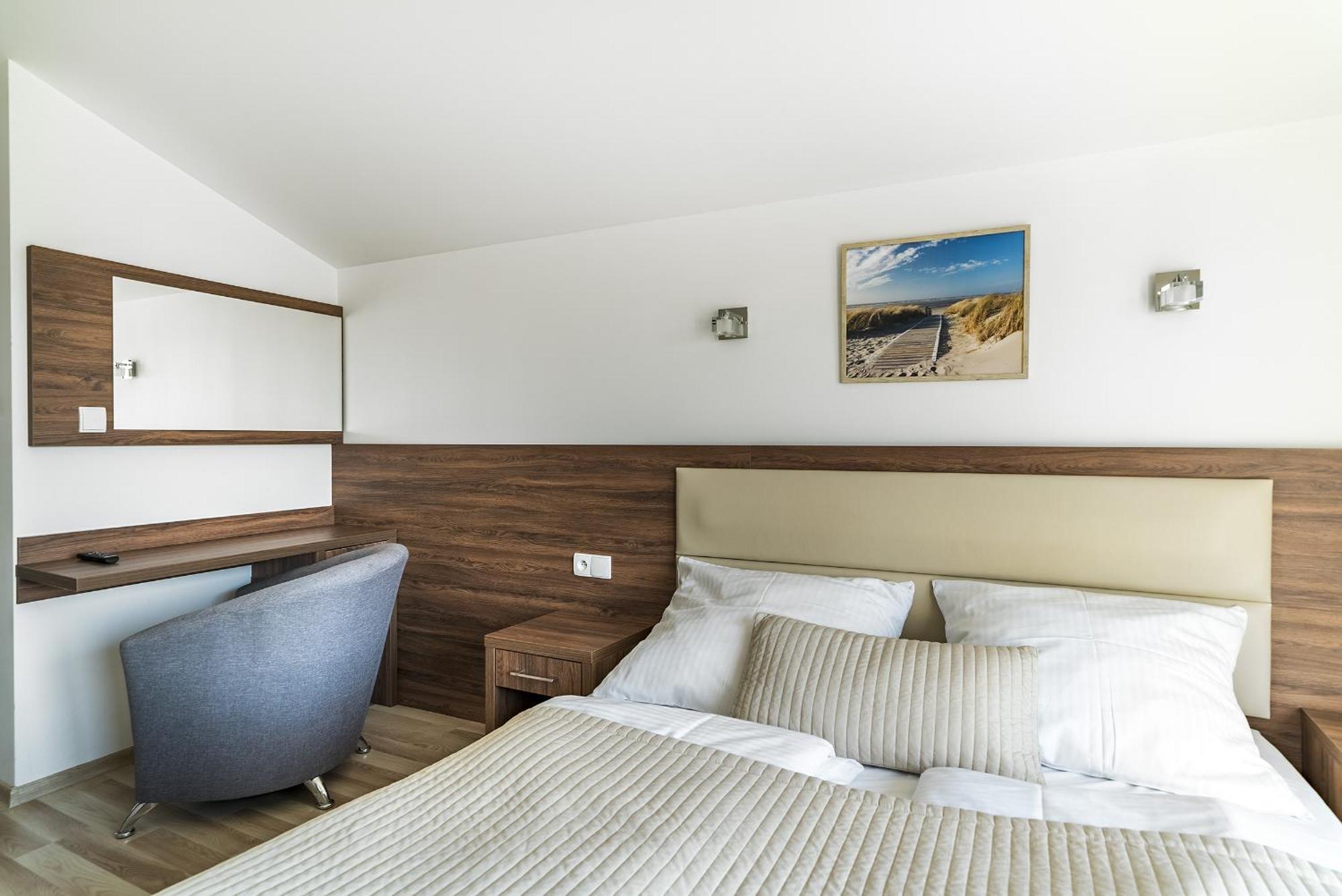 Apartamenty I Pokoje Goscinne Relax Jastarnia Exterior foto