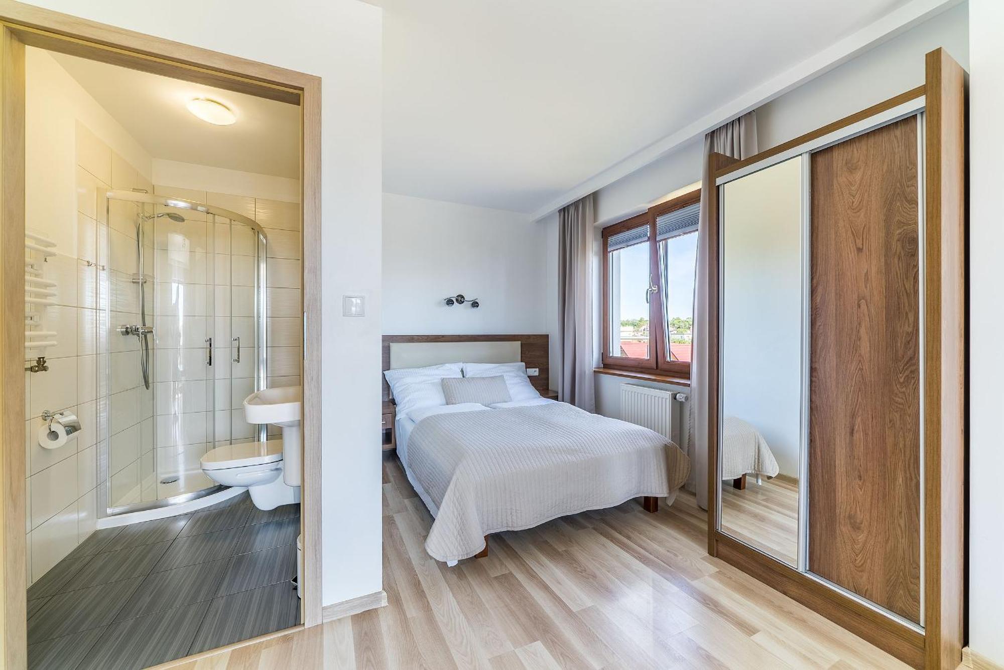 Apartamenty I Pokoje Goscinne Relax Jastarnia Habitación foto