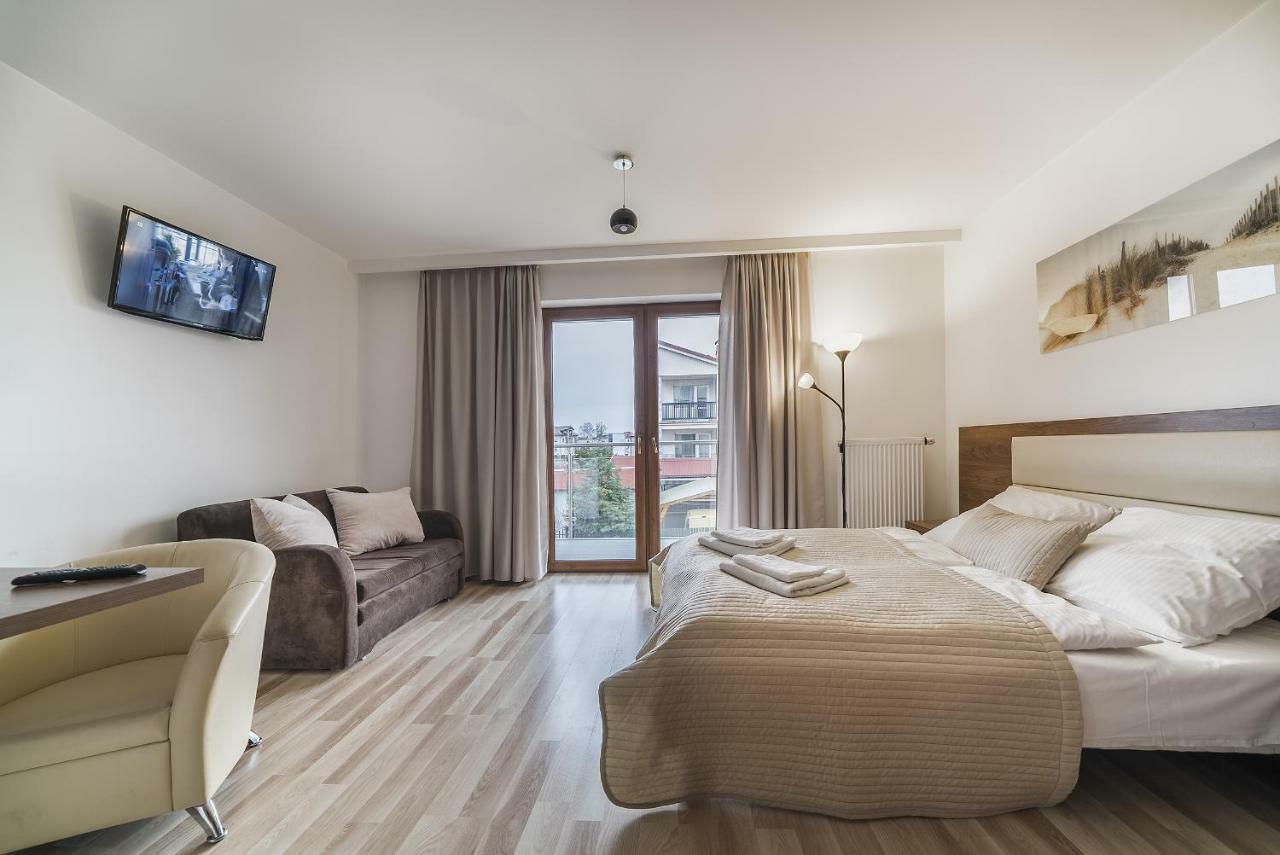 Apartamenty I Pokoje Goscinne Relax Jastarnia Exterior foto