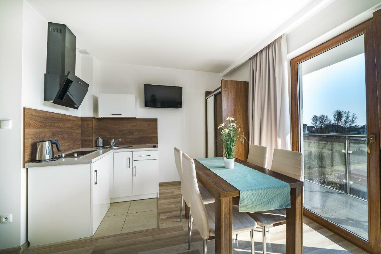 Apartamenty I Pokoje Goscinne Relax Jastarnia Exterior foto